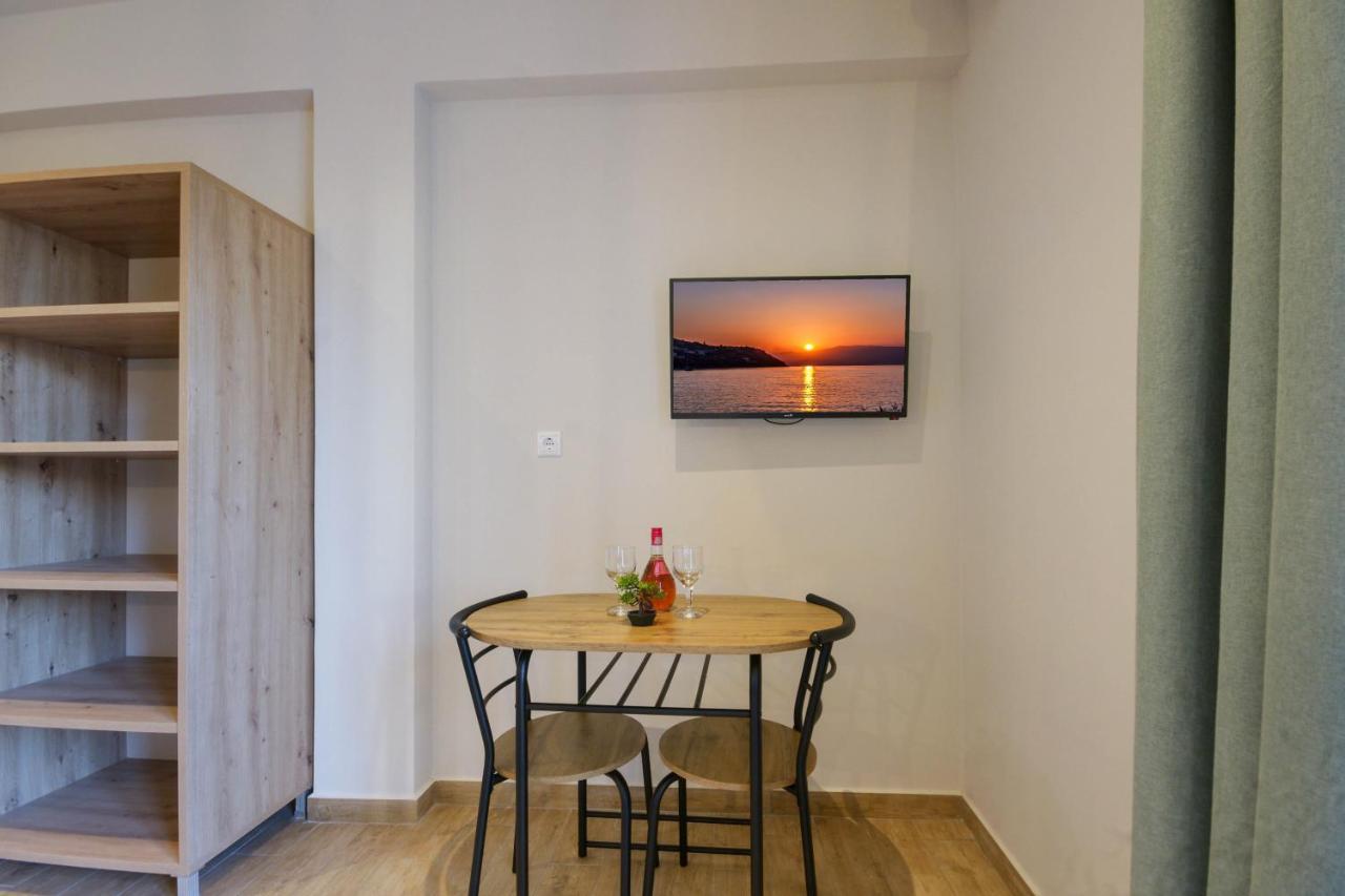 Ariadni Apartments Dassia 外观 照片